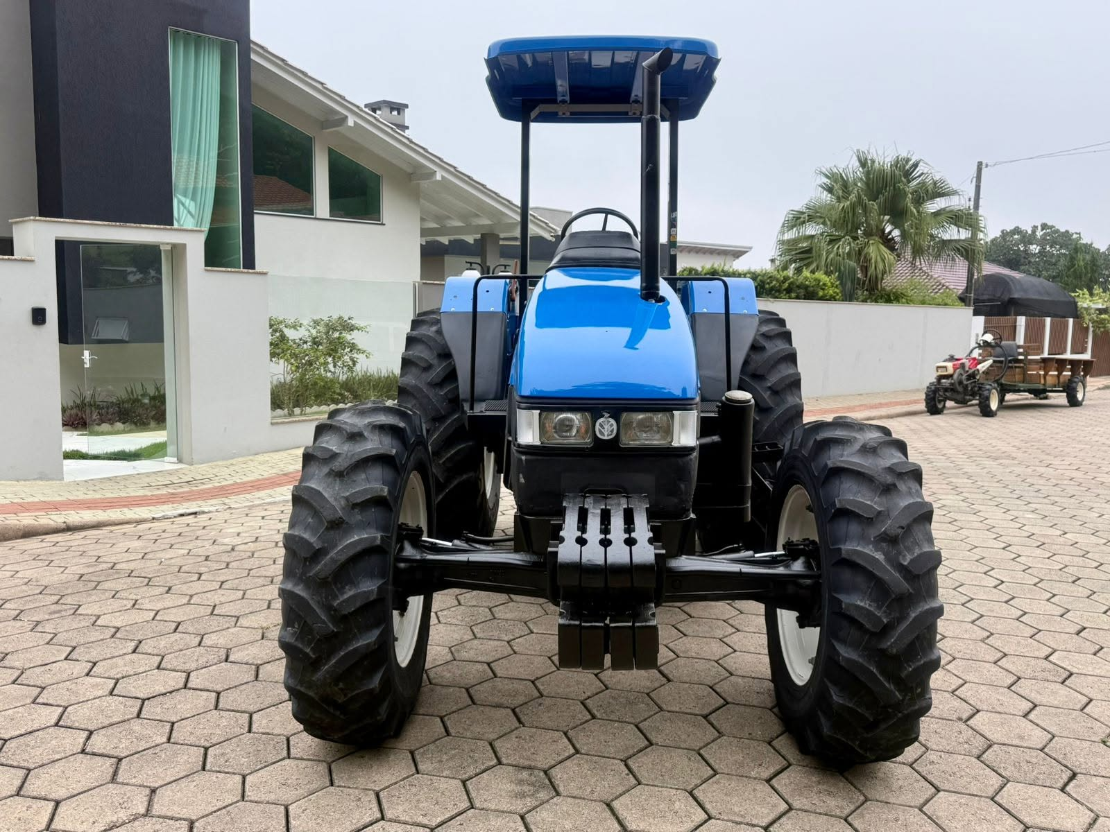 Trator New Holland TL 75 4x4 — foto 4