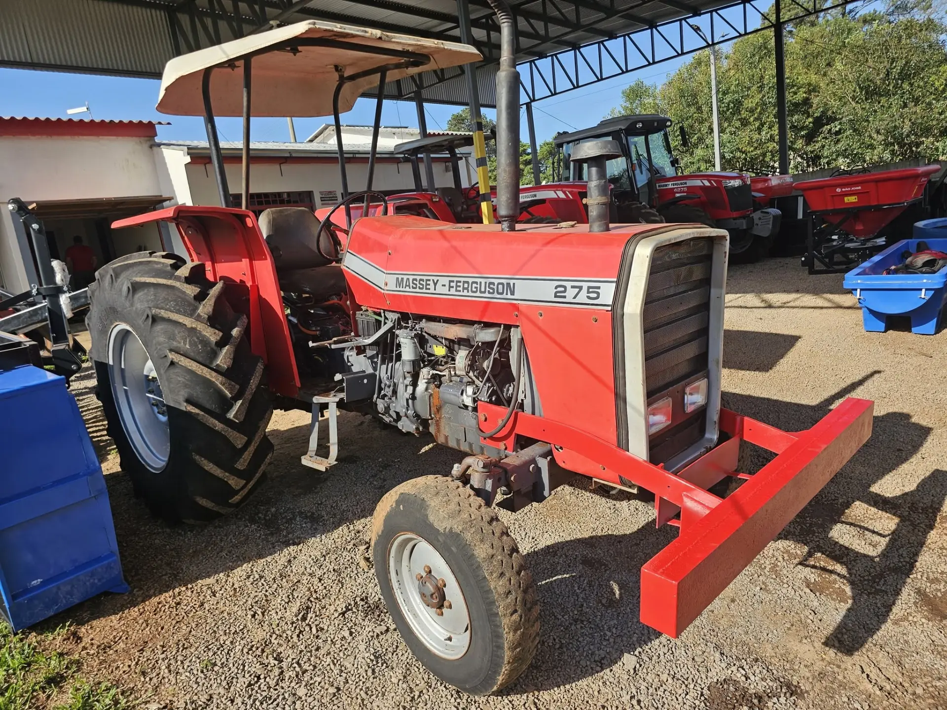 Trator Massey Ferguson 275 — foto 2