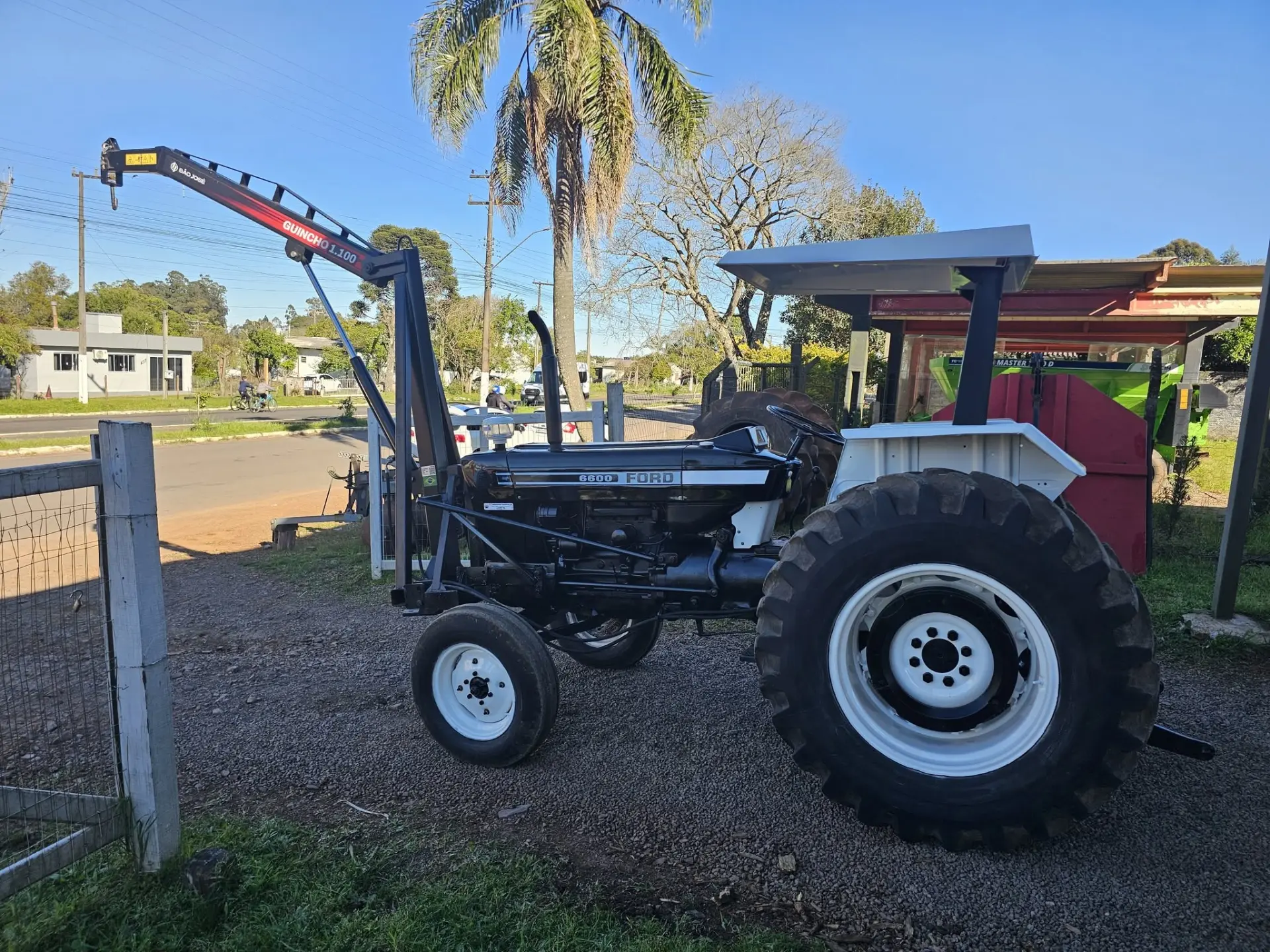 Trator Ford 6600